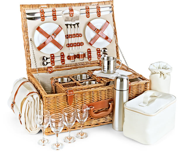Luxury Fitted Picnic Hamper Basket, 4-Person (23")